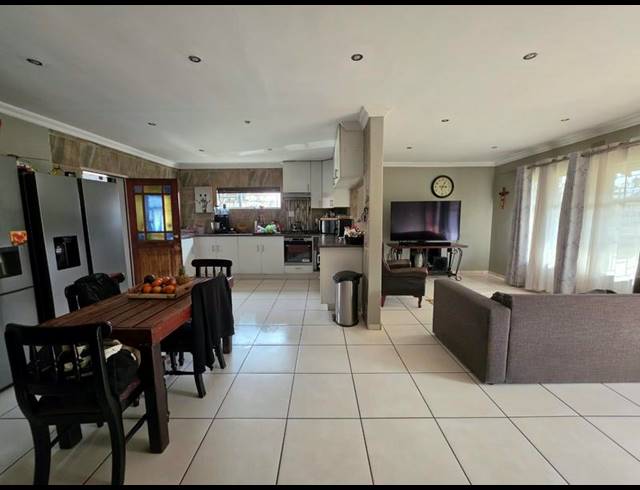3 BEDROOM HOUSE FOR SALE IN IMPALA PARK